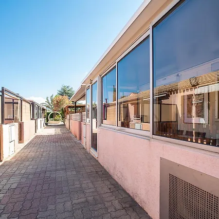 Les Patios De La - Maison Climatisee St-cyprien Prázdninový dům